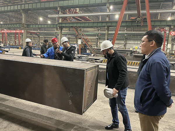 Pakistani Clients Visit Yuxin Steel