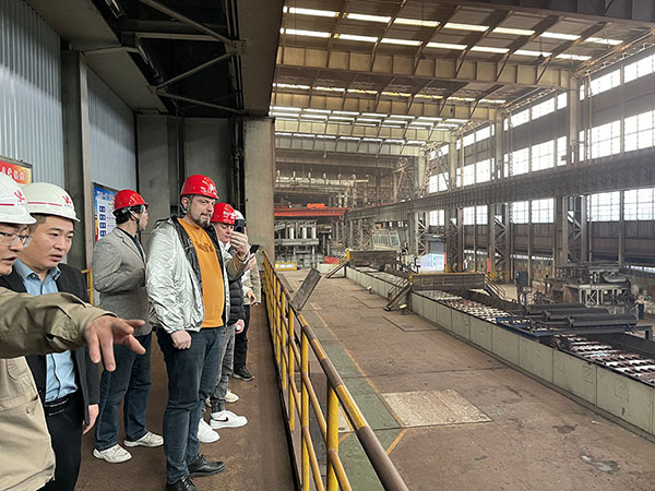 Russian Clients Visit Yuxin Steel