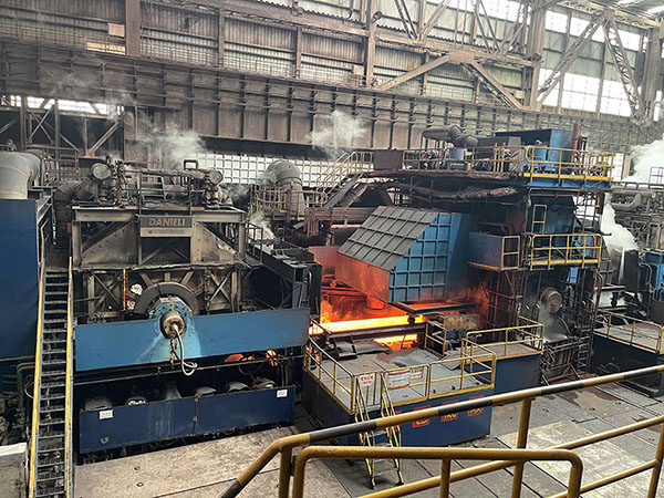 Russian Clients Visit Yuxin Steel