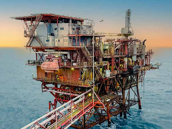 Applications of ABS Grade E marine steel plates: hulls, decks, bulkheads, offshore engineering and specialised vessels