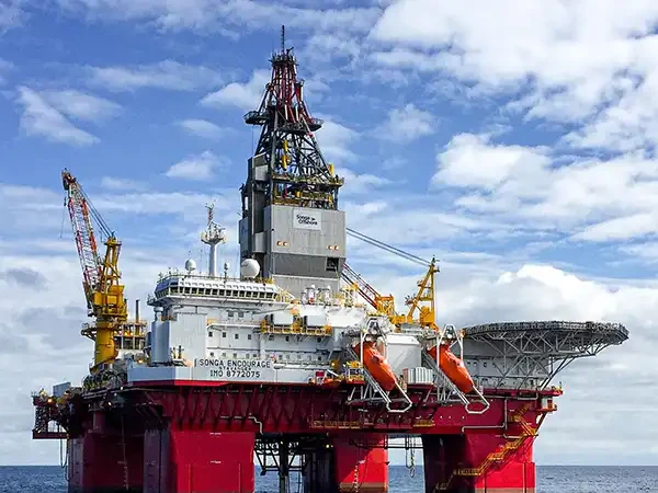 Applications of LR AH36 Shipbuilding Steel Plates in Offshore Engineering